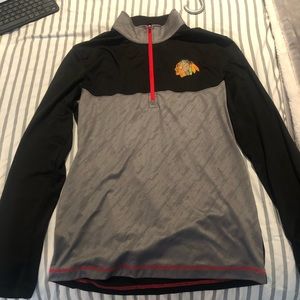Blackhawks zip up